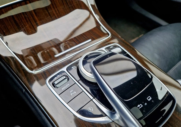 Mercedes-Benz Klasa C cena 60147 przebieg: 312757, rok produkcji 2015 z Przedbórz małe 172